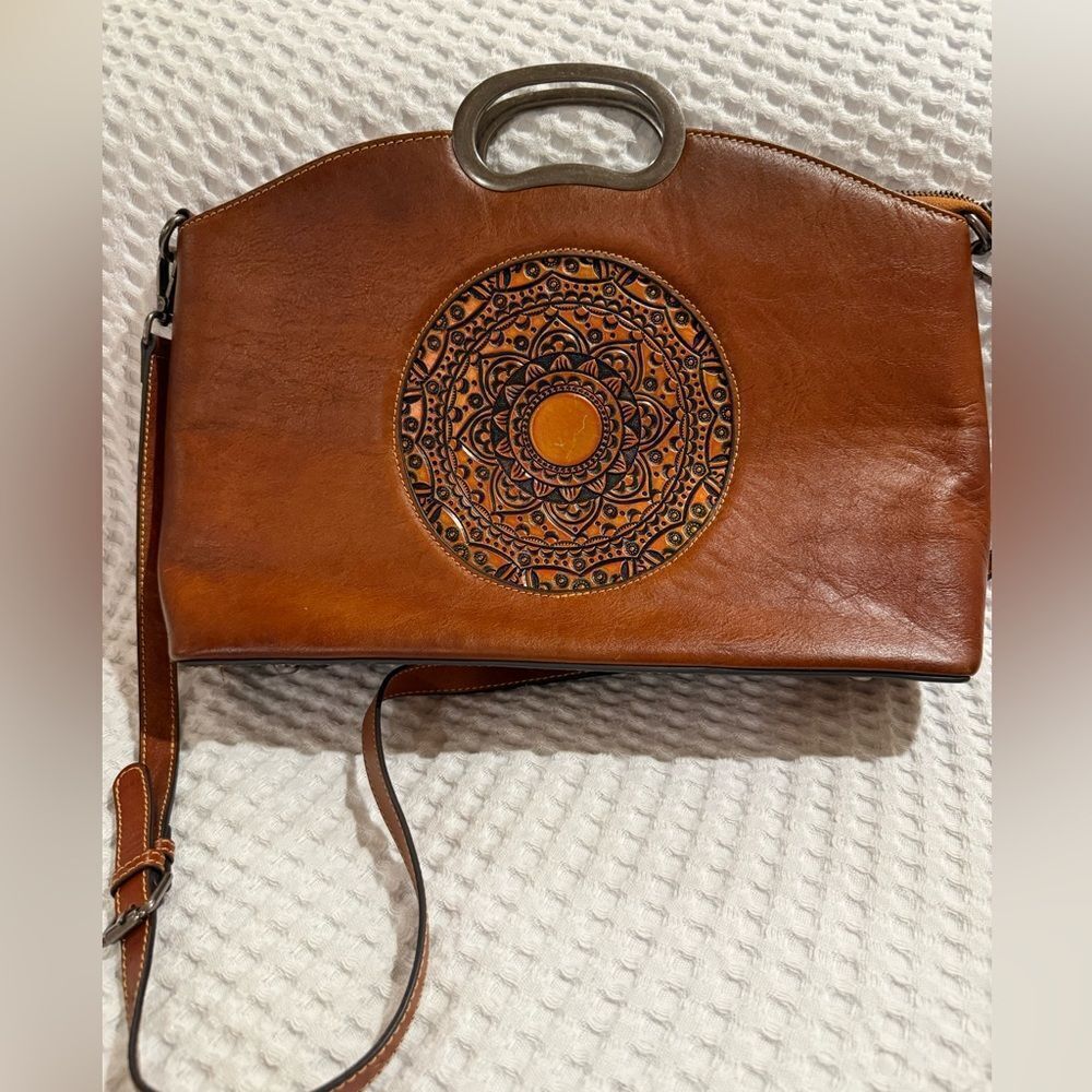 New Brown Leather Handbag with Mandala Design Handle with removable strap - Picture 7 of 12